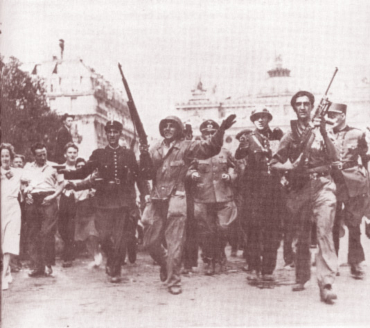 http://www.nodo50.org/age/guerrilleros/espanenparis.jpg