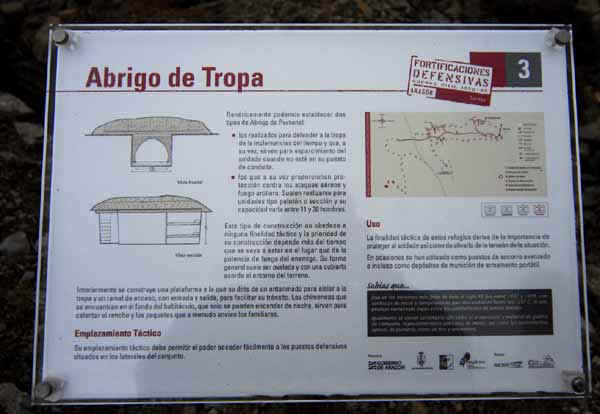 trincheras Sarin_panel copia.jpg (36562 bytes)