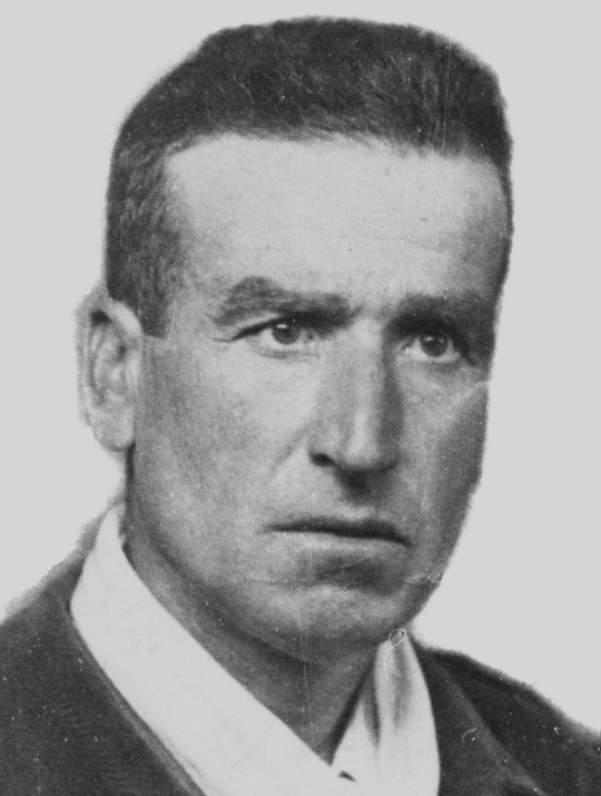abuelo candido.tif (265616 bytes)