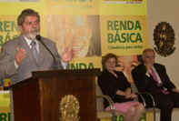 lula2.jpg (27032 bytes)