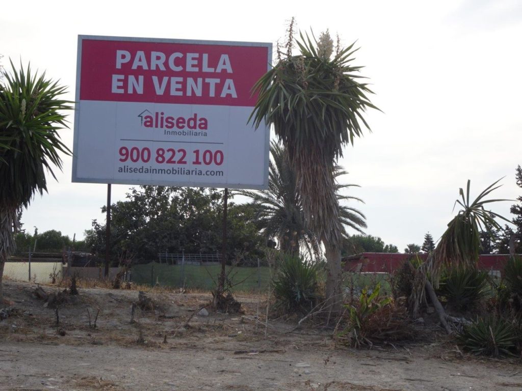 Venta De Parcela En El Barranco (reserva Natural Lagunas De El Puerto)