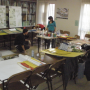 Preparación de pancartas para una manifestación antinuclear con motivo del (...)
