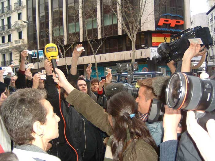 13m: rebelion ciudadana contra la guerra y el golpe de estado meditico del PP