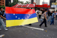Granier (textual): Pongan la bandera al revs en seal de emergencia internacional